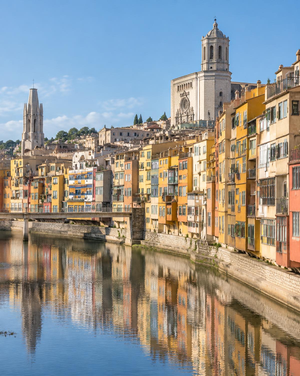 Vista de Girona amb les cases de l'Onyar